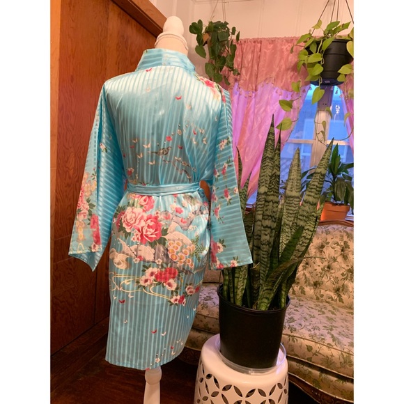 Vintage robe - Picture 2 of 2